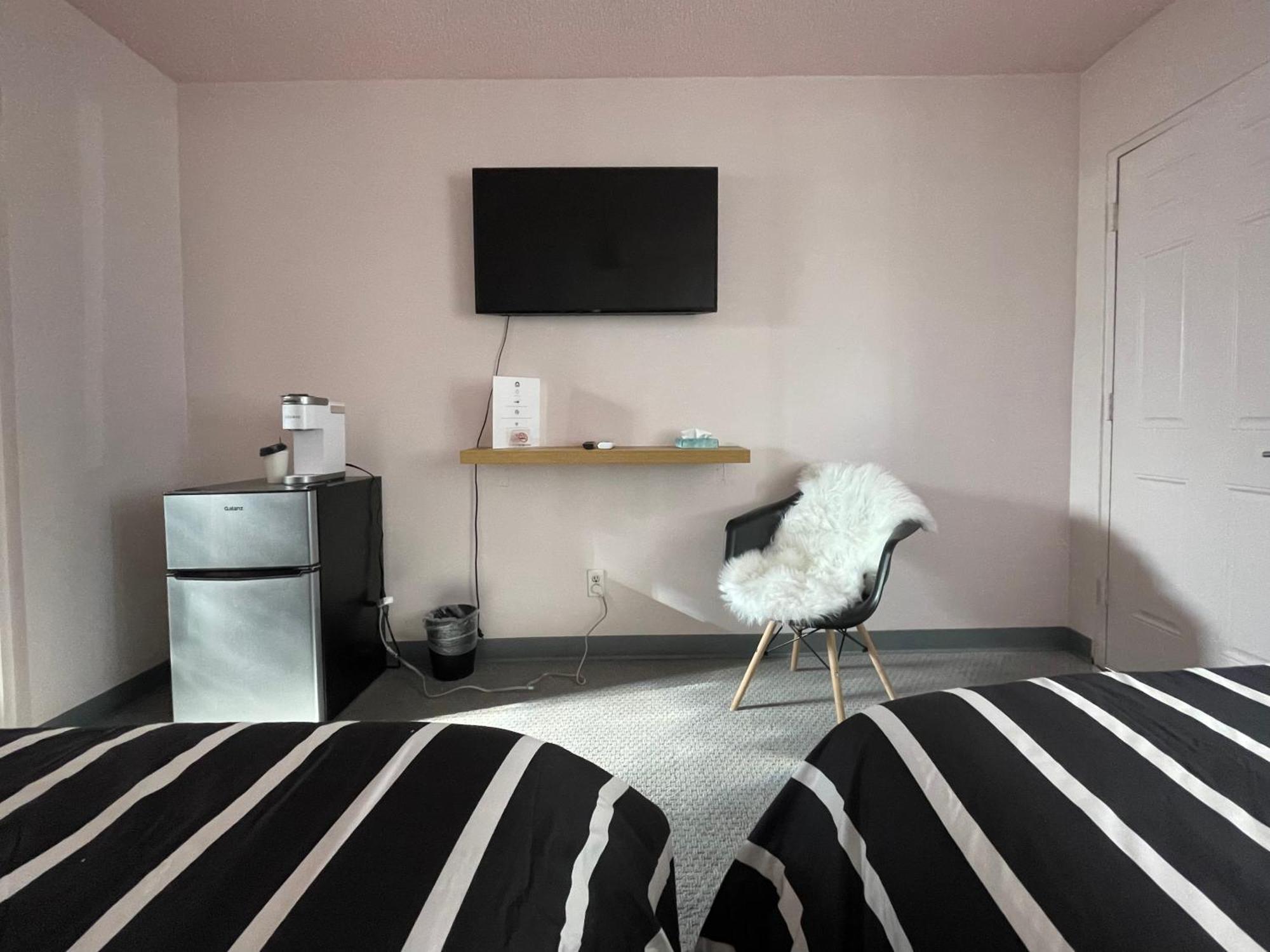 Rainbow Motel Грийли Екстериор снимка