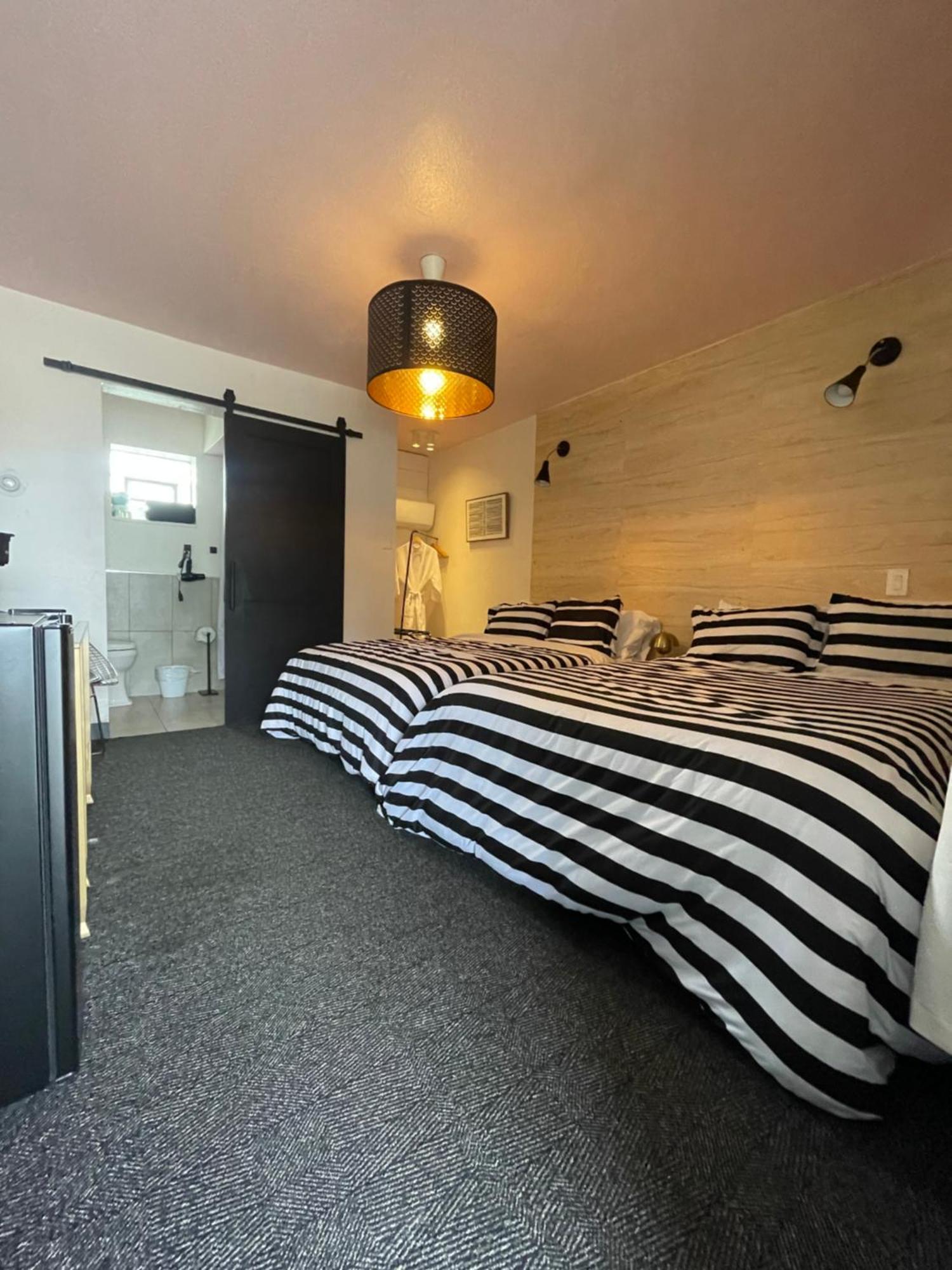 Rainbow Motel Грийли Екстериор снимка