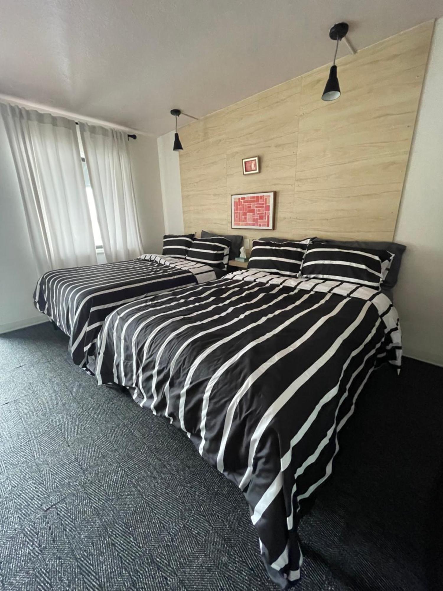 Rainbow Motel Грийли Екстериор снимка